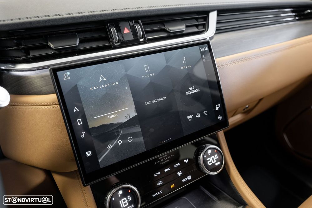 Jaguar F-Pace - 21