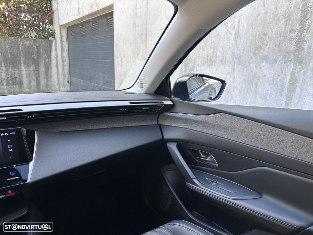 Peugeot 308 SW 1.6 Hybrid Allure Pack e-EAT8 - 18