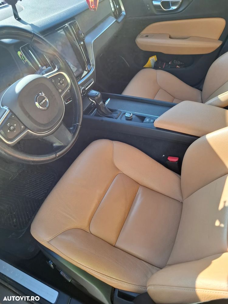 Volvo V60 D3 R-Design - 5