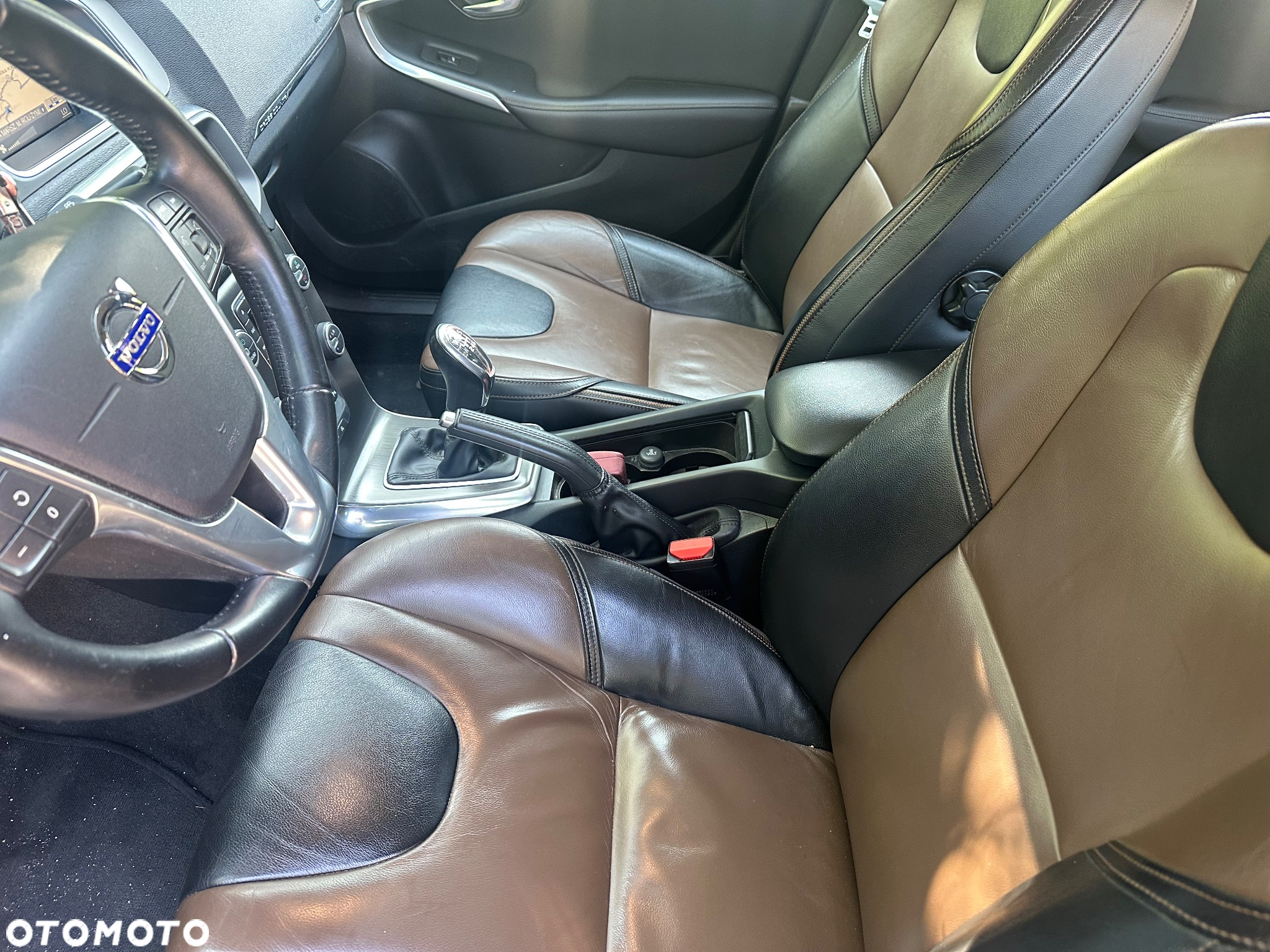 Volvo V40 Cross Country D2 Summum - 20