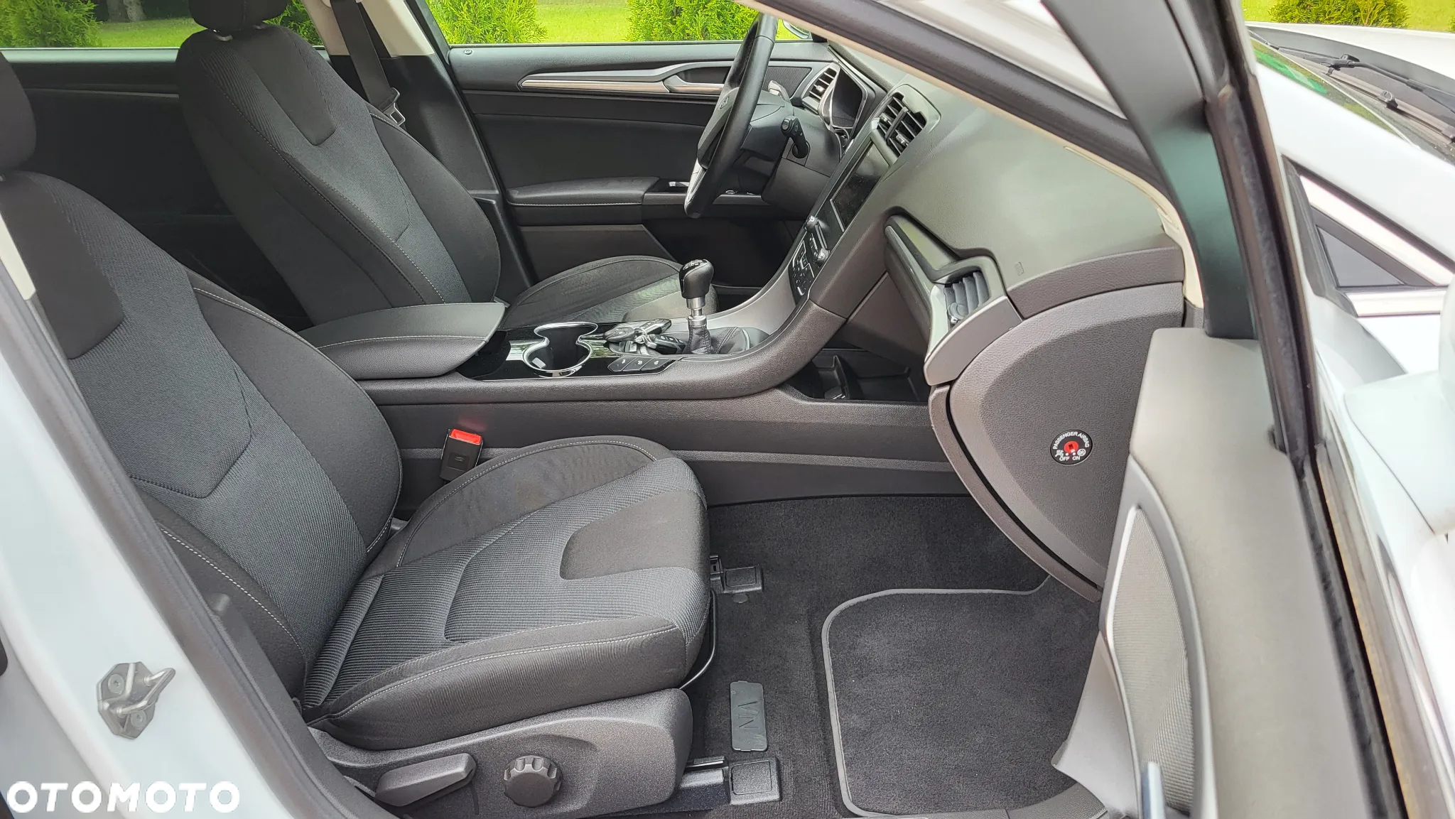 Ford Mondeo 2.0 TDCi Titanium - 10