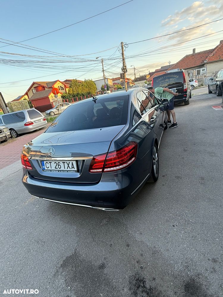 Mercedes-Benz E 220 CDI 7G-TRONIC Avantgarde - 4