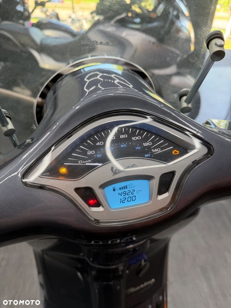 Vespa Primavera - 22