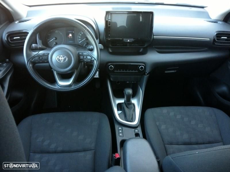 Toyota Yaris - 14