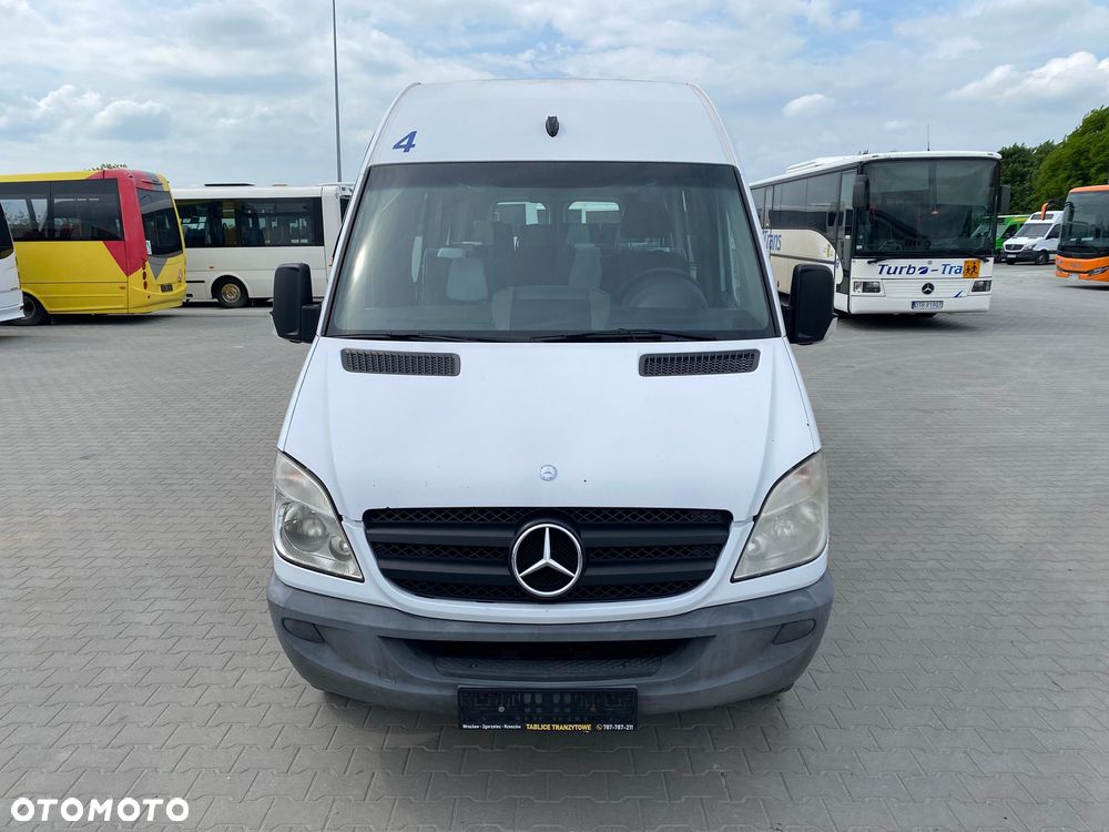 Mercedes-Benz 519 CDI - 7