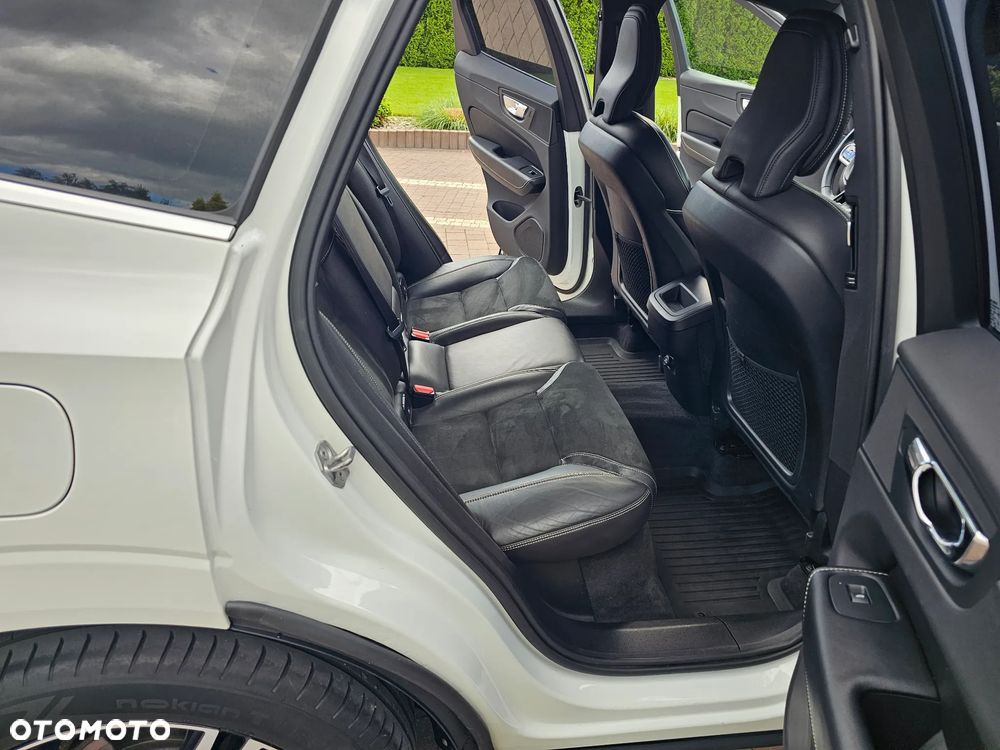 Volvo XC 60 D3 R-Design - 14