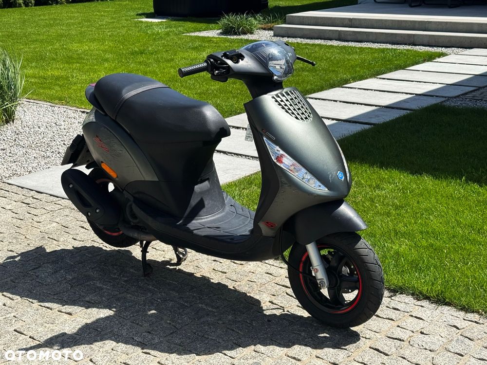 Piaggio ZIP - 1