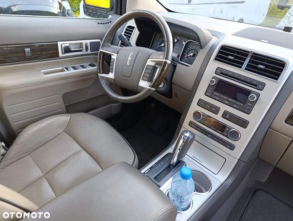 Lincoln MKX - 16