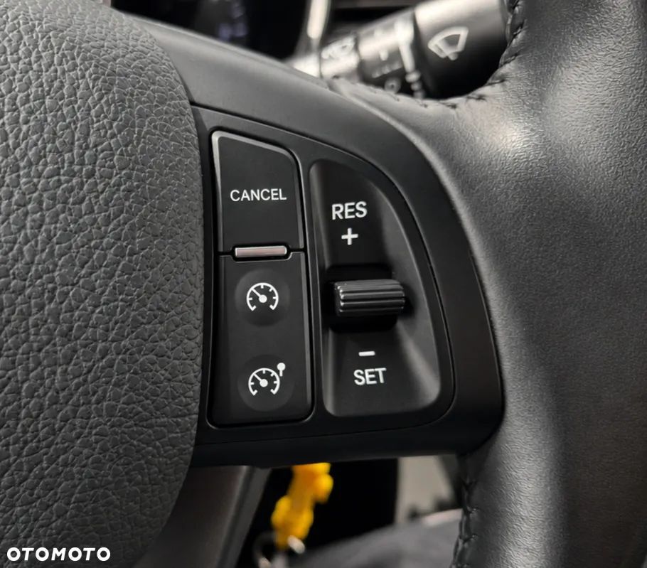 Kia Optima 2.0 L - 17