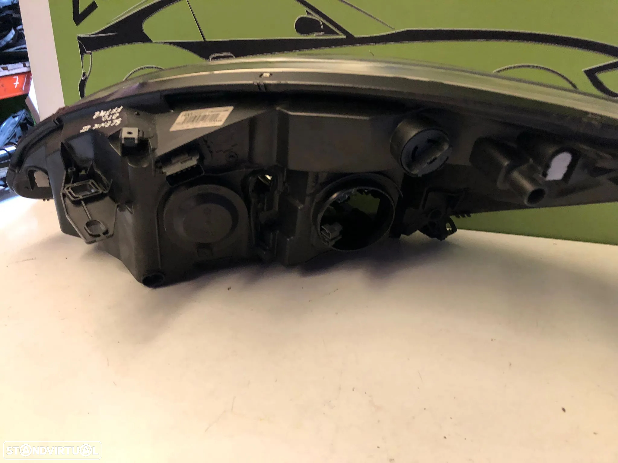 RENAULT SCENIC III 3 FAROL DIREITO - FF742 - 9
