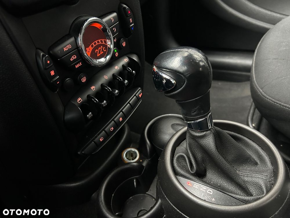 MINI Countryman Cooper D ALL4 - 20