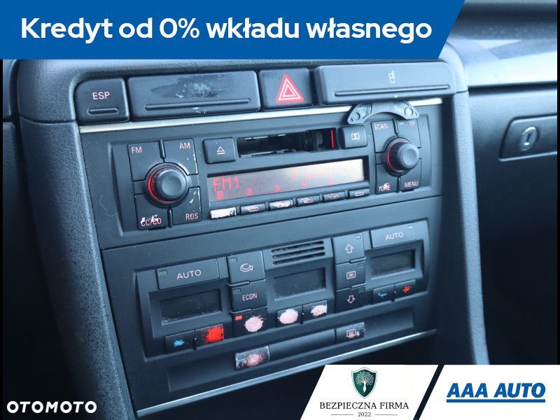 Audi A4 Limousine - 13