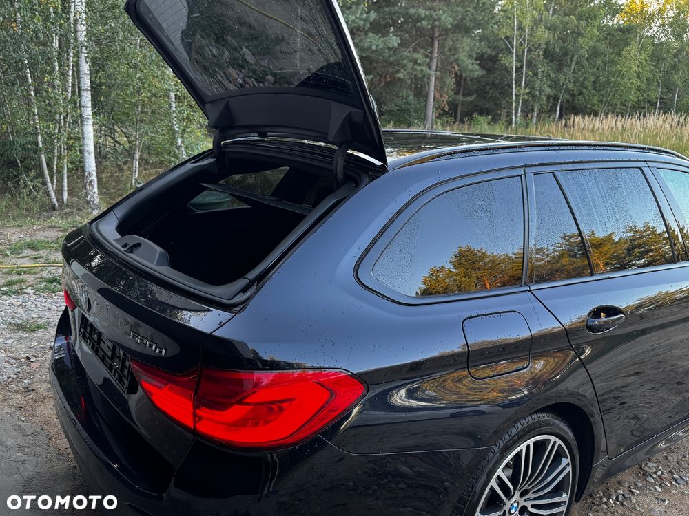BMW Seria 5 520d M Sport Edition - 29