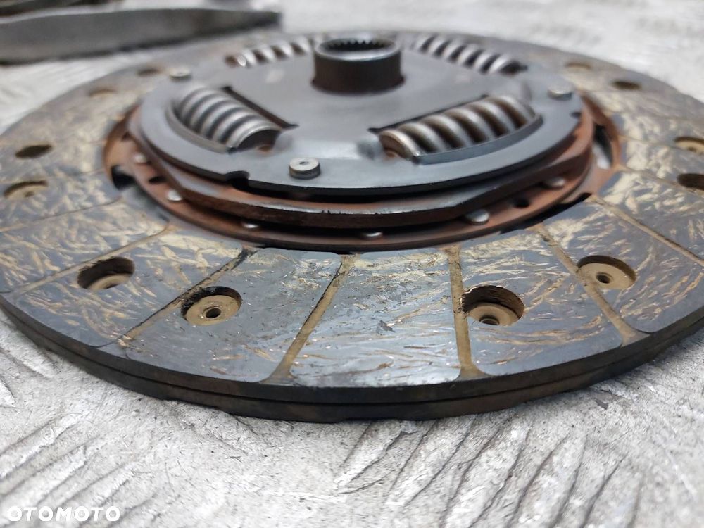 SPRZĘGŁO TARCZA + DOCISK + ŁOŻYSKO OPOROWE VOLKSWAGEN POLO III 6N 1.9 TDI - 3