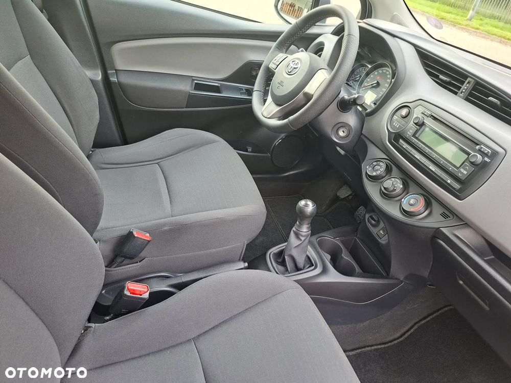 Toyota Yaris - 14