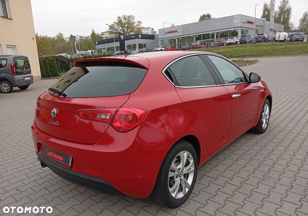 Alfa Romeo Giulietta - 8