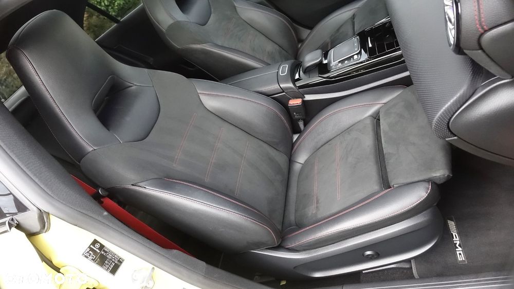 Mercedes-Benz CLA - 28