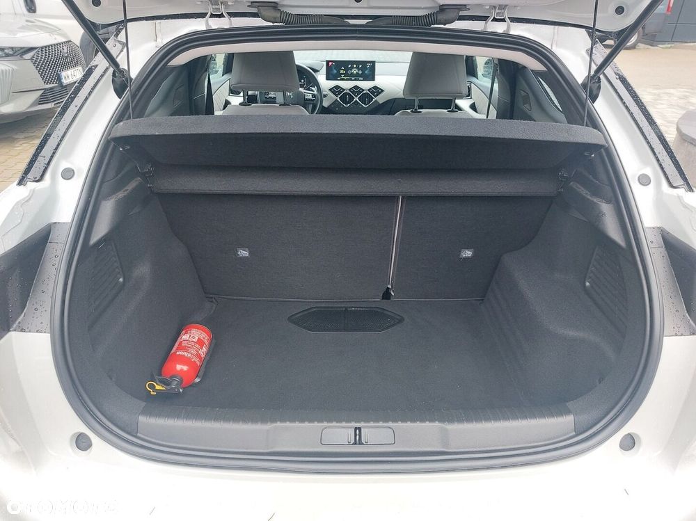DS Automobiles DS 3 Crossback 1.2 PureTech Grand Chic - 10