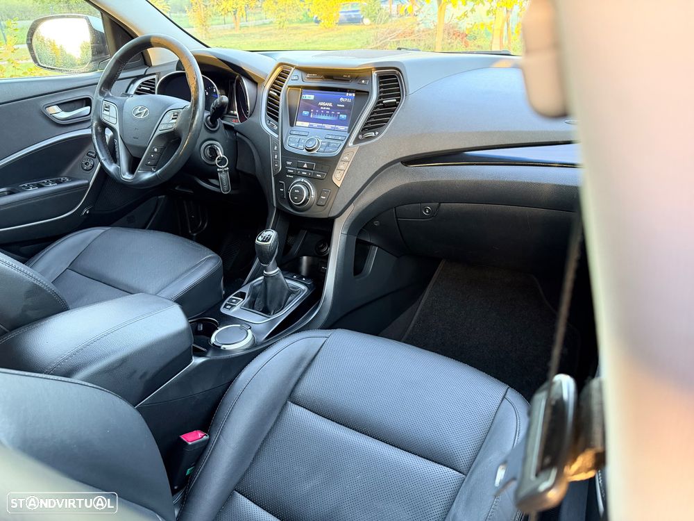 Hyundai Santa Fe 2.2 CRDi Executive 7L - 20