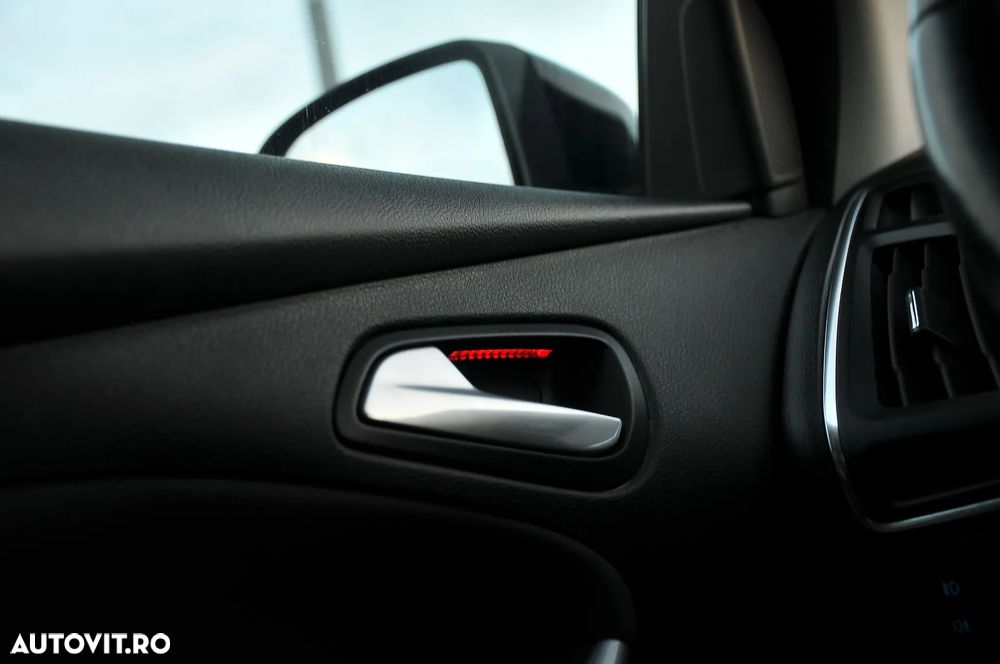 Ford Focus - 17