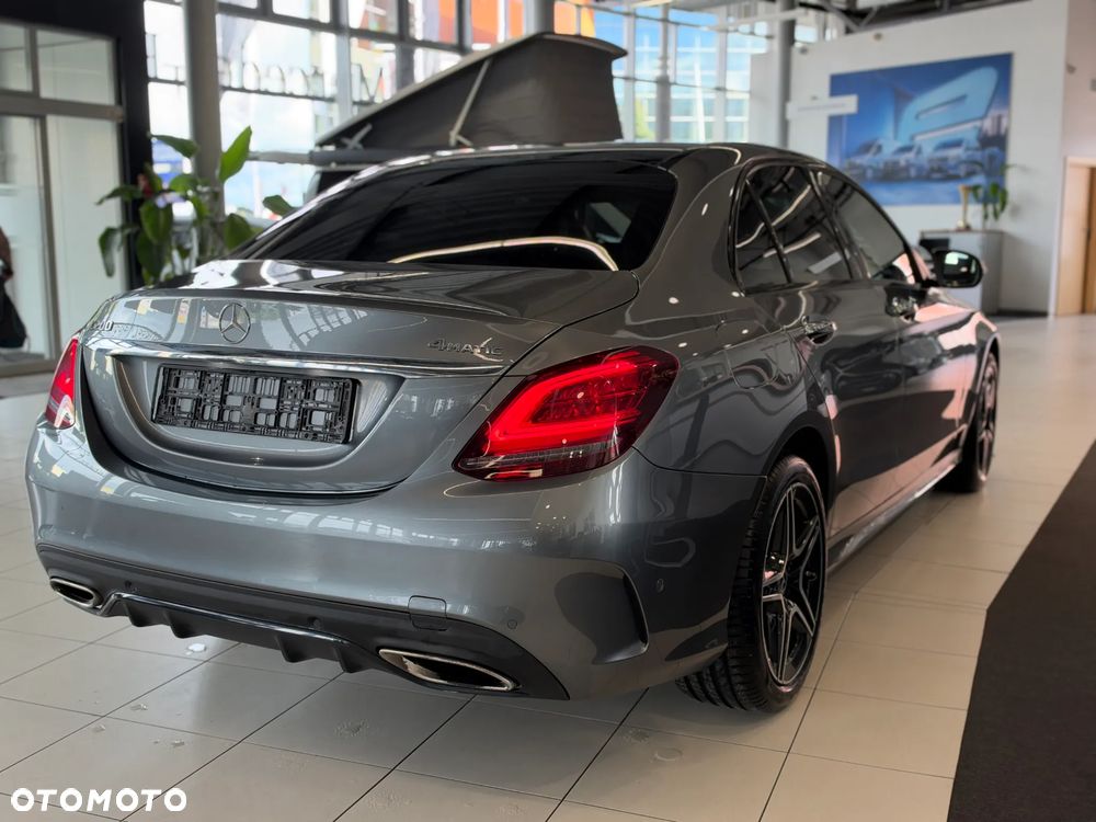 Mercedes-Benz Klasa C 200 4MATIC 9G-TRONIC - 3
