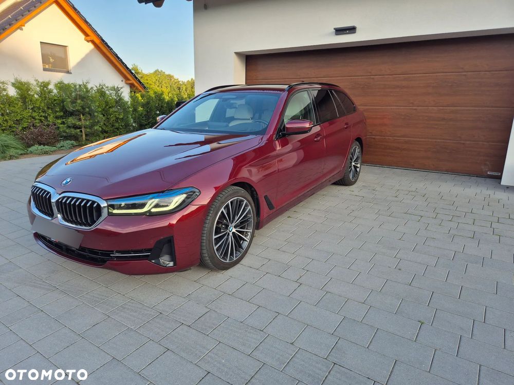 BMW Seria 5 520d xDrive Luxury Line - 1
