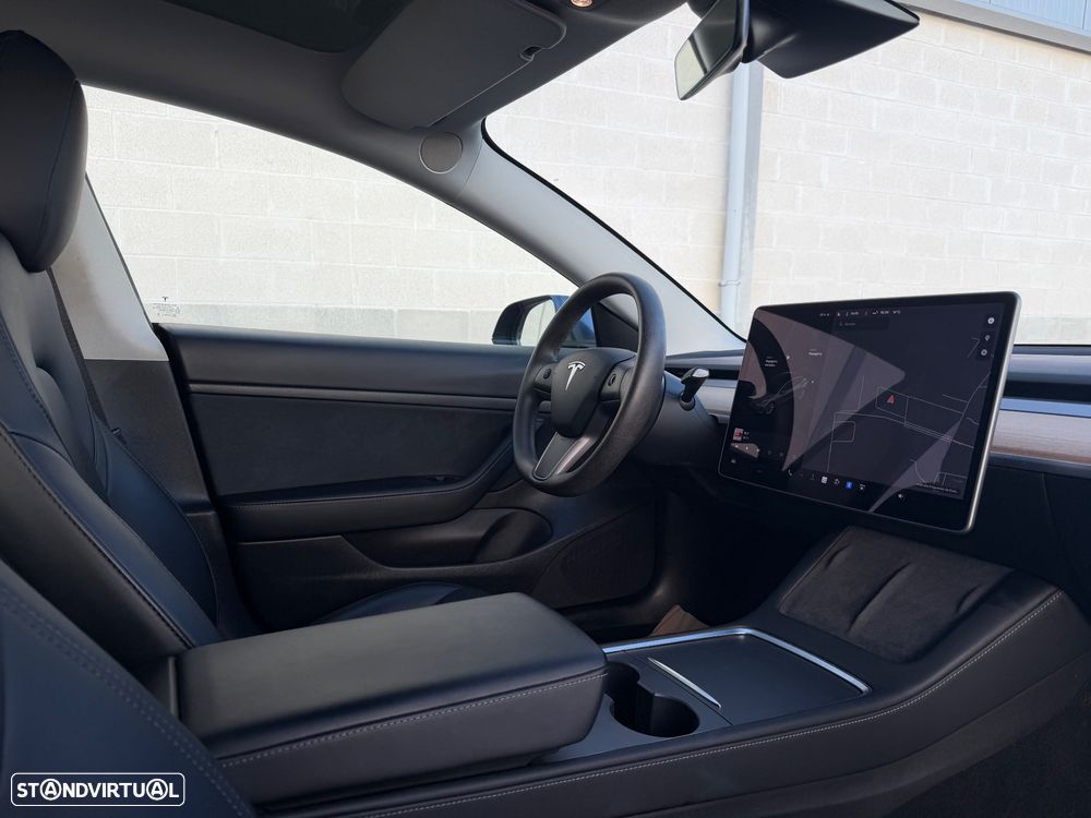 Tesla Model 3 Standard Range Plus RWD - 4