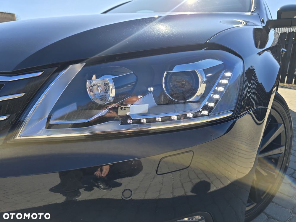 Volkswagen Passat - 8