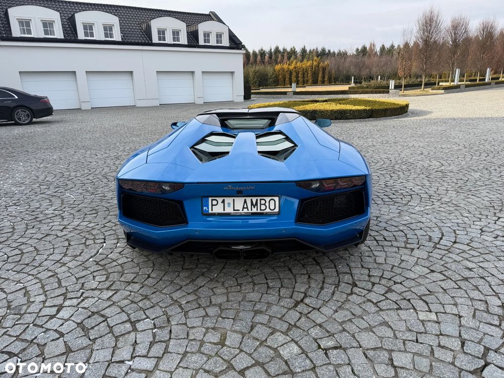 Lamborghini Aventador - 6