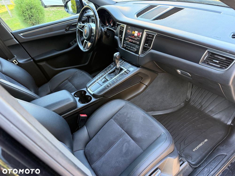 Porsche Macan PDK - 16