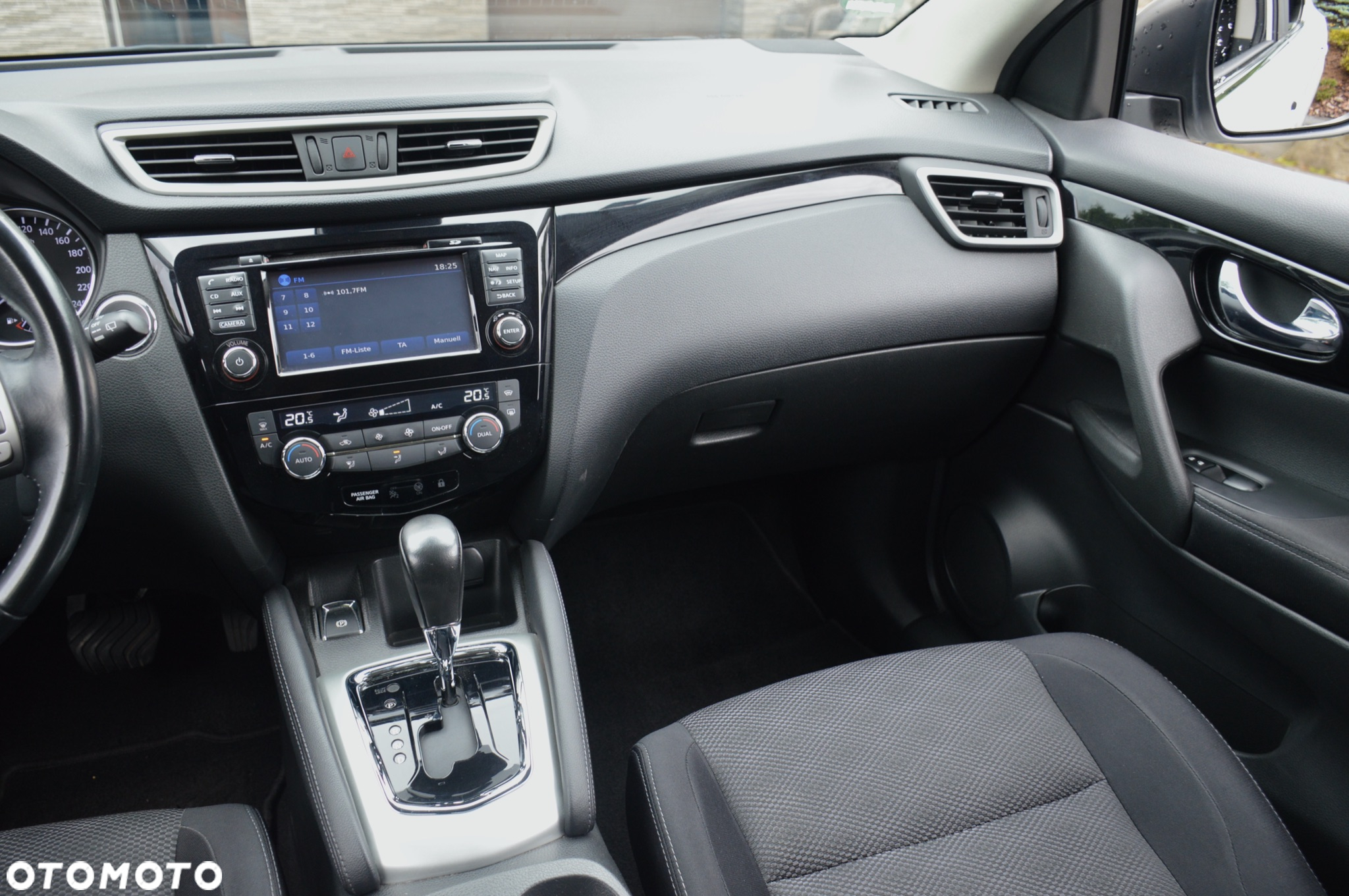Nissan Qashqai 1.2 DIG-T Tekna Xtronic - 20