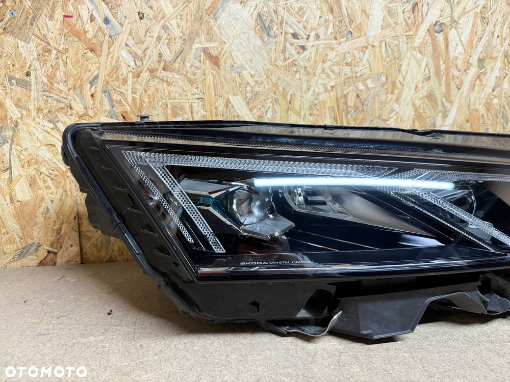 SKODA OCTAVIA IV LEWA PRAWA LAMPA PRZÓD 5E4941036 5E4941035 LIFT FULL LED - 29