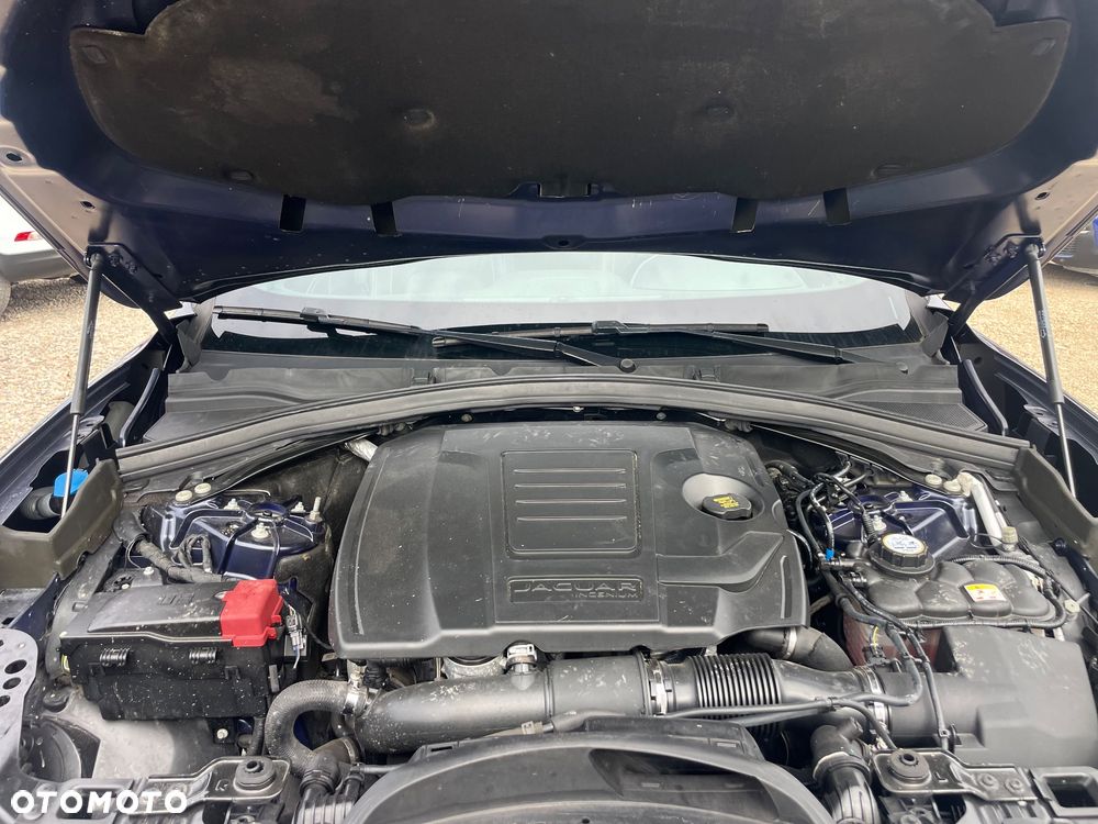 Jaguar F-Pace 25t AWD R-Sport - 40