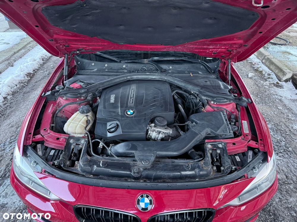 BMW Seria 3 335i Sport Line - 20