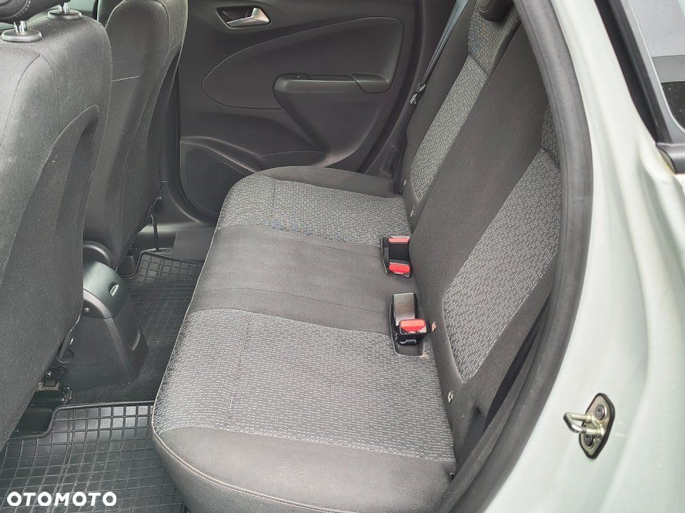 Opel Crossland X - 30