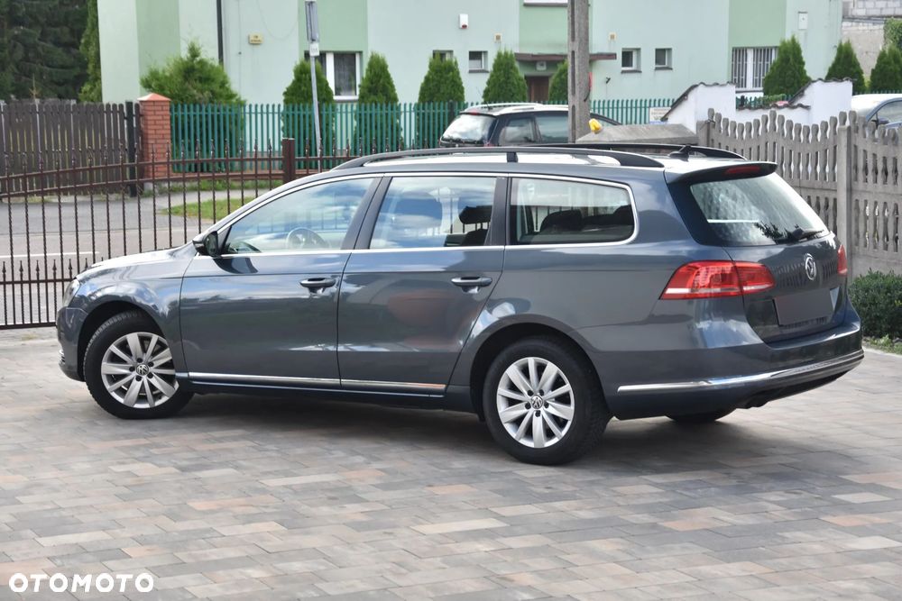 Volkswagen Passat 2.0 TDI Comfortline - 7