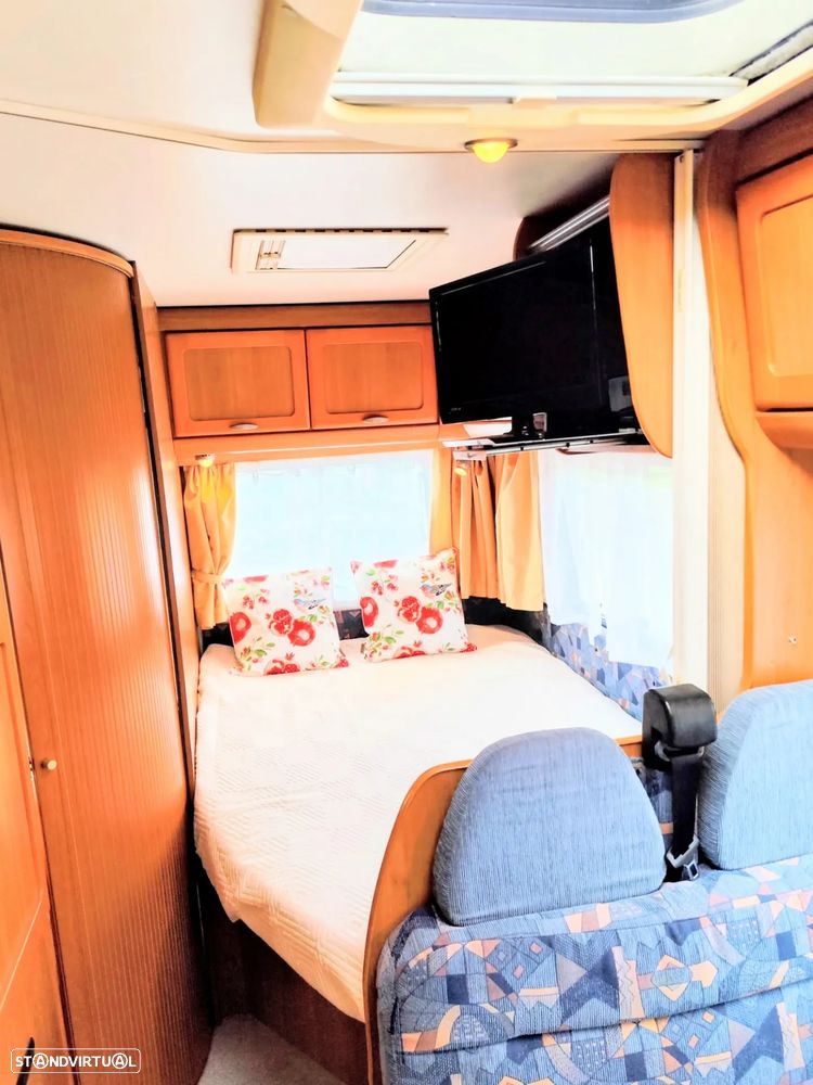 Hymer Car Eriba - 12