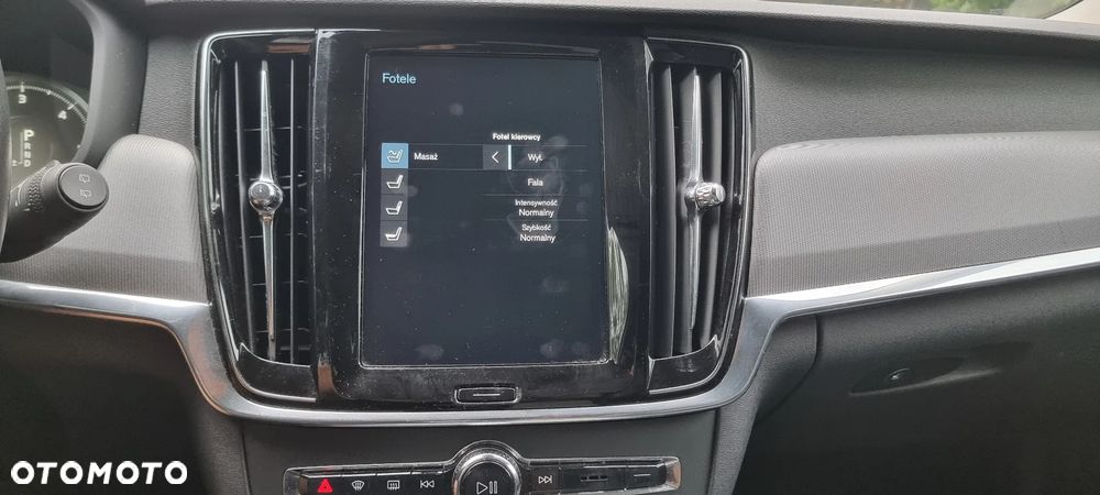 Volvo V90 Cross Country B5 D AWD Ultimate - 32