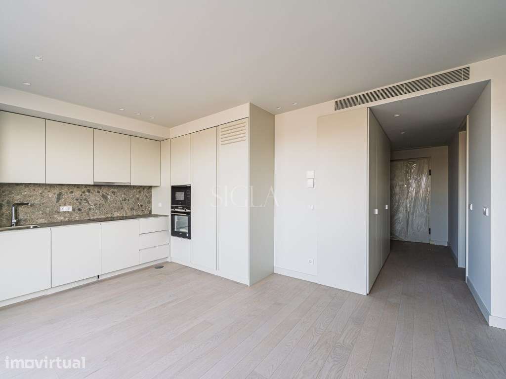 T1 em Primeira Linha de Mar - Grande imagem: 4/22
