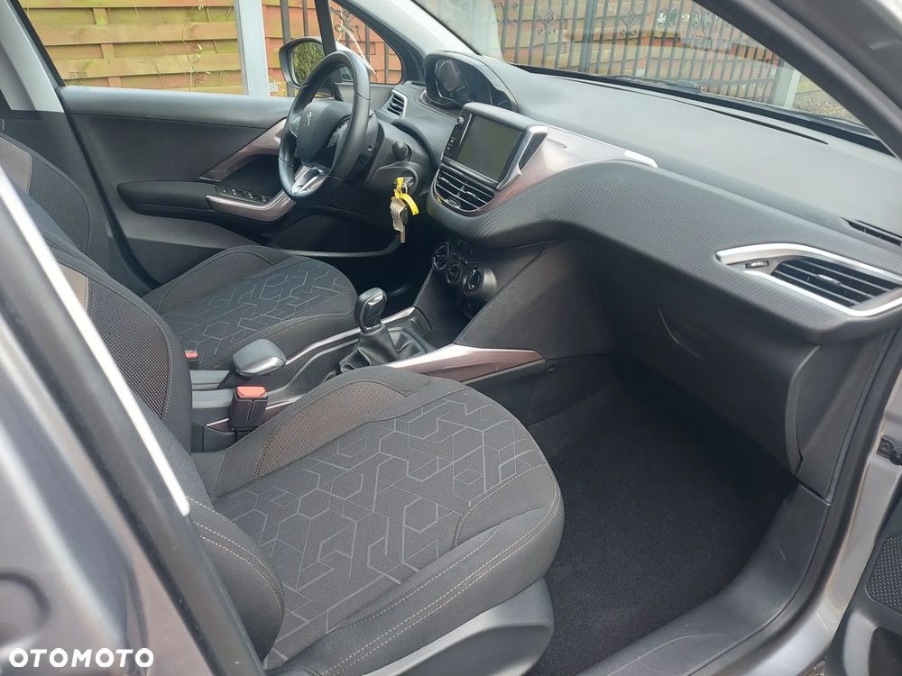 Peugeot 2008 e-HDi FAP 92 STOP & START Active - 5