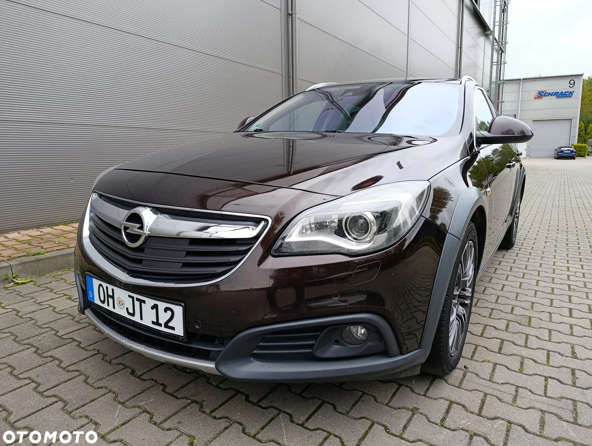 Opel Insignia 2.0 Bi Turbo CDTI 4x4 Country Tourer - 4
