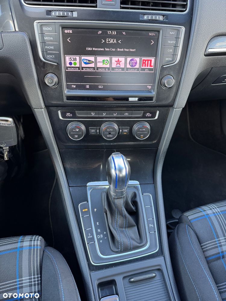 Volkswagen Golf 1.4 TSI BlueMotion Technology DSG Comfortline - 14