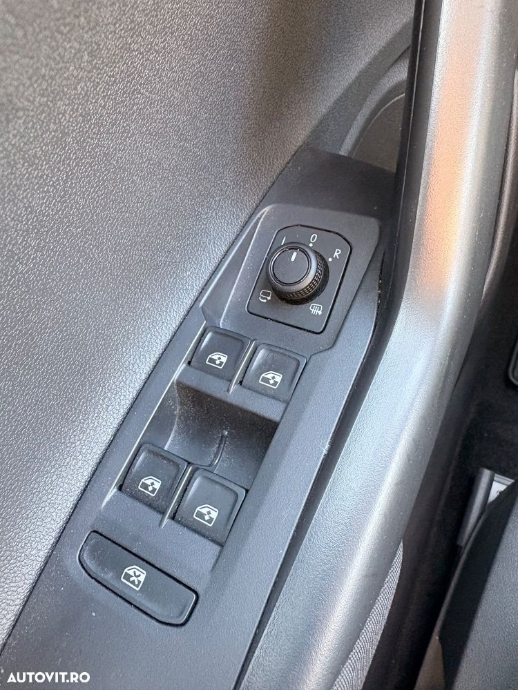 Volkswagen Taigo 1.0 TSI DSG Advanced - 3