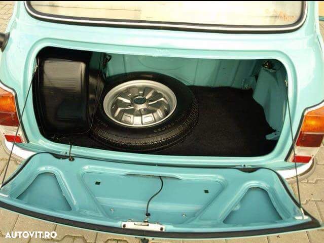 Austin Mini - 16