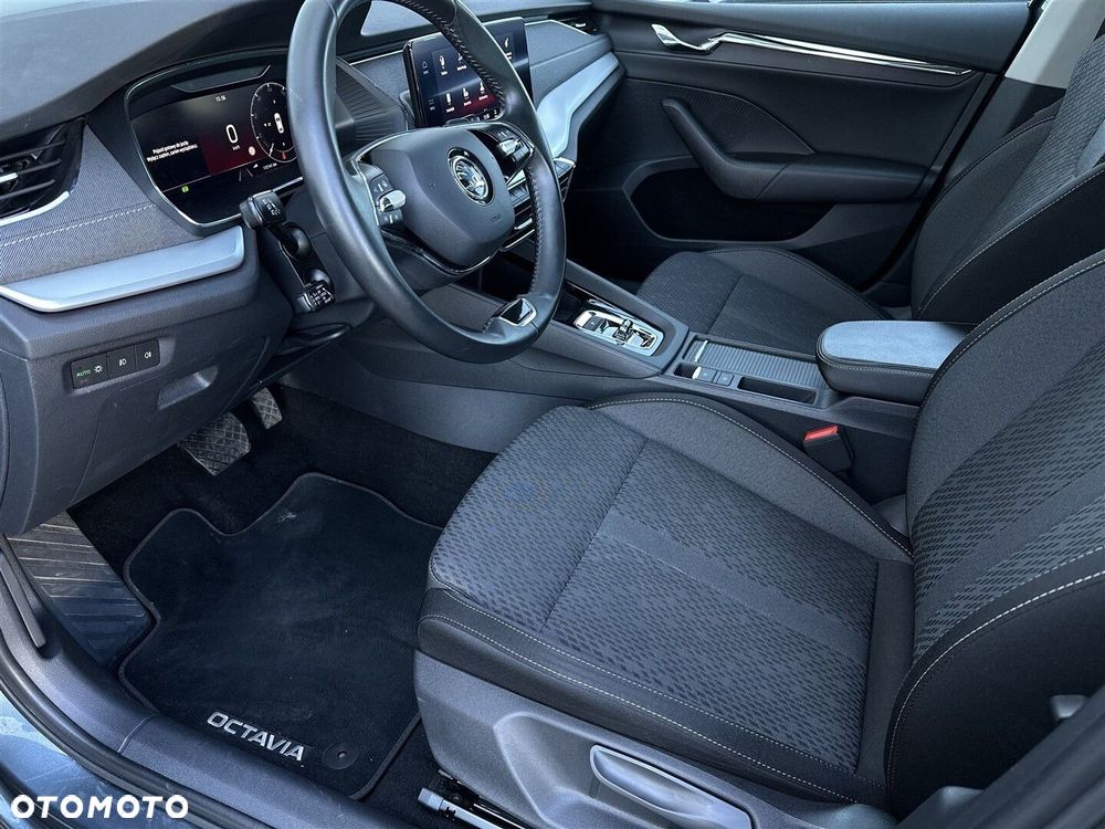 Skoda Octavia 1.5 TSI ACT Style DSG - 10