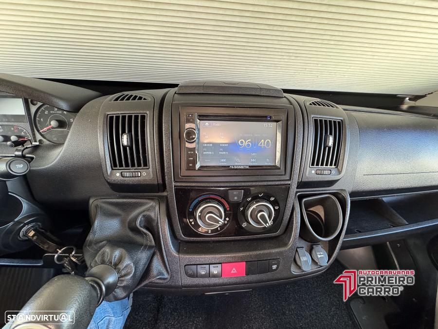 Pössl Roadcamp 640 camas gémeas - 28