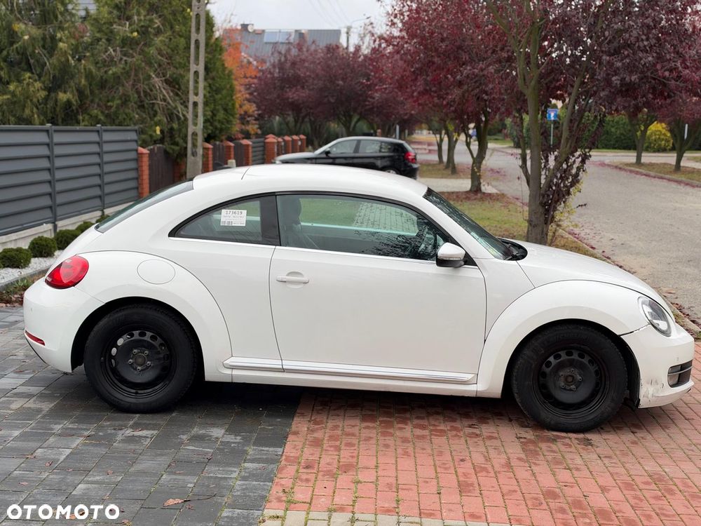 Volkswagen Beetle 1.6 TDI DPF Blue Motion Technologie Fender Edition - 4