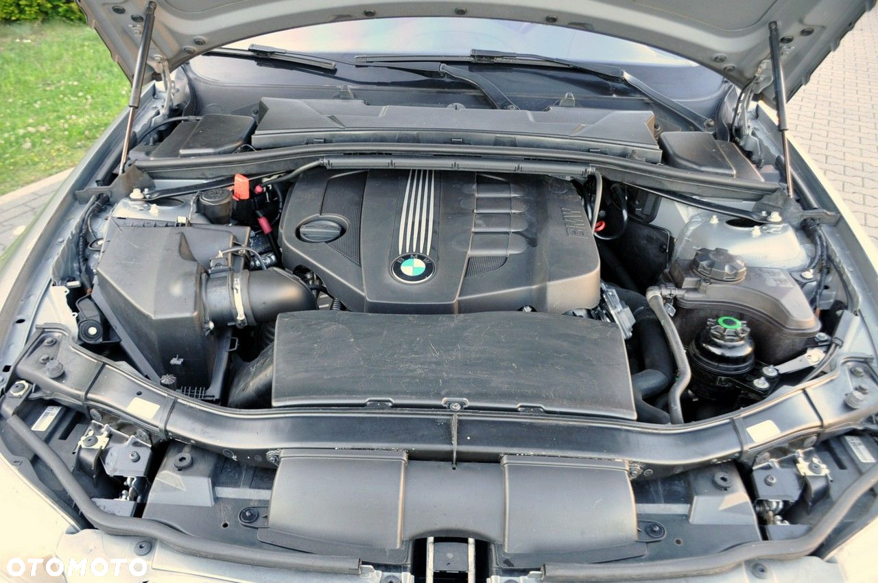 BMW Seria 3 - 39