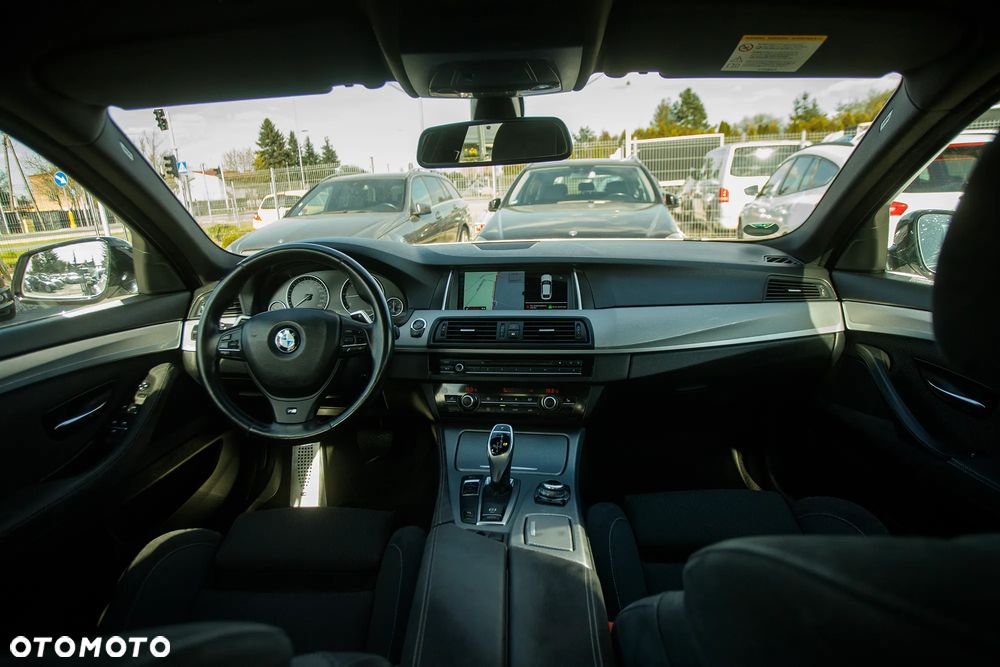 BMW Seria 5 520d Sport-Aut - 4