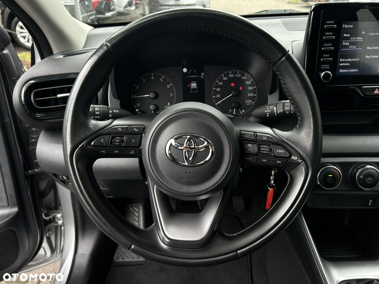 Toyota Yaris 1.0 Comfort - 21